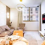 Rosenheim-Sophisticated Modern Stay 1 Bedroom In Meydan